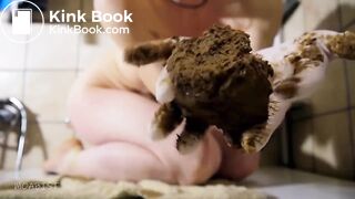 Sexy classy MILF poops for us medley