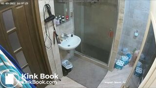 Woman pooping in Toilet 220