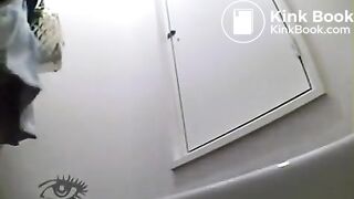 JAPANESE GIRLS PEEING AND POOPING IN PUBLIC TOILETS