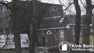 Movie scene: K!dnapped girl shits herself.