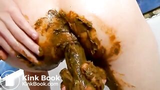 Another great scat masturbation