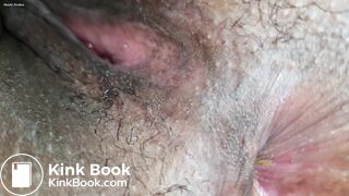 Lamiendo caca de negra