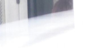 She shit a little in her panty at the alleyway [EE*069]