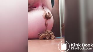 Amateur FTM Scat & Pissing Compilation