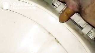 Asian woman having a shit - video 2