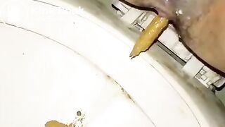 Asian woman having a shit - video 2