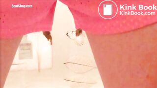 Shorts poop - video 8