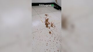 Hot Latina Masturbates After Diarrhea on Floor
