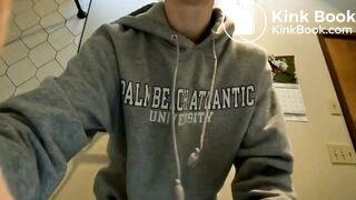 Pooping slut - video 2