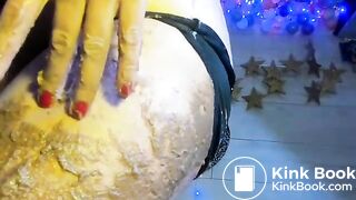 maybe it is fake, but still kinda hot. not sure