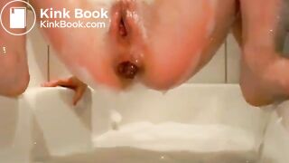 Pee And Poop In Bath