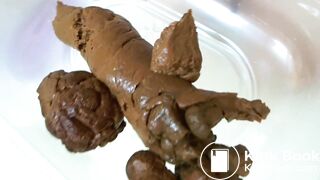 Big ass blonde milf pooping big