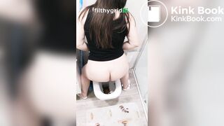 Brunette bad diarrhea again;)