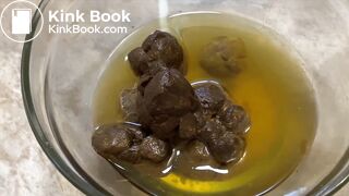 pretty girl, great shit talker, nice load.