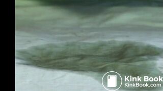 Mature blonde shits in her pantys