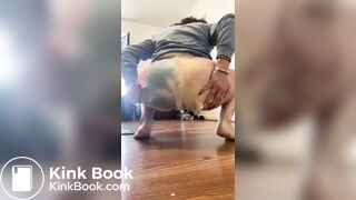 hot girl poops her shorts