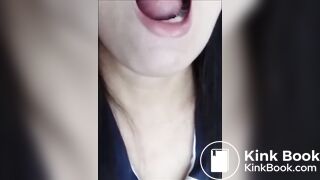 Chinese girl vore fish and shit out （scat warning）