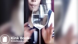 Chinese girl vore fish and shit out （scat warning）