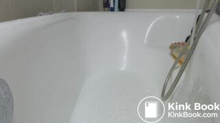 girl pooping - video 220