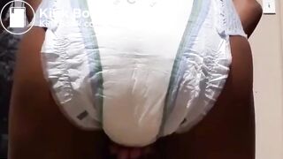 Ebony Girl huge mess in diaper