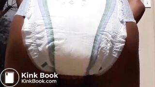 Ebony Girl huge mess in diaper