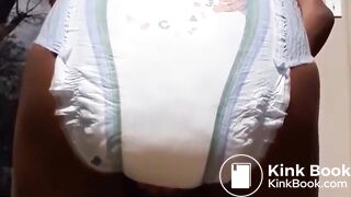 Ebony Girl huge mess in diaper