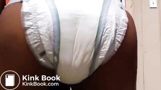 Ebony Girl huge mess in diaper