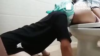 Liếm lỗ đít cho mis ngọc