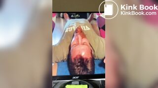 Guy tongues nice load from tiny ass