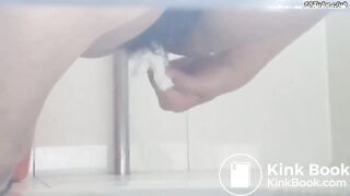random girl pee poop - video 15
