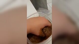 White bbw scat smear - video 2