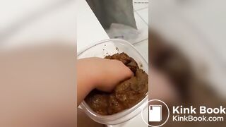 White bbw scat smear - video 2