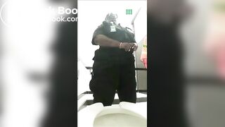 2 vids of B1g d4ark b00ty t0il3t sh1tt1ng
