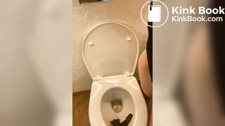 Beautiful teen public shitting