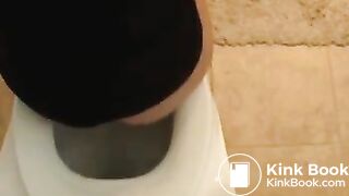 girl toliet - video 2