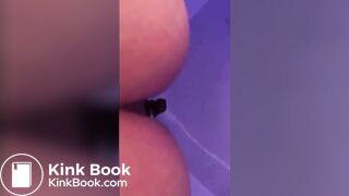 Pooping lady - video 3