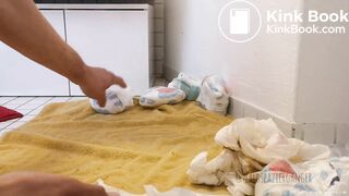 Unpaking dirty diapers and weare it after