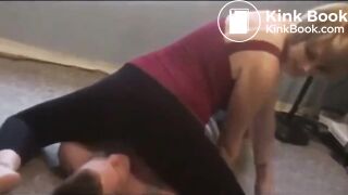 Face farting - video 27