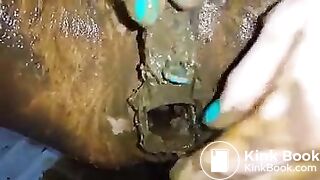 Stuffing Pussy With Shit - Scat Play