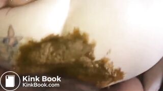 Scat sex. Fucks in pussy and shit while she gets fuckt