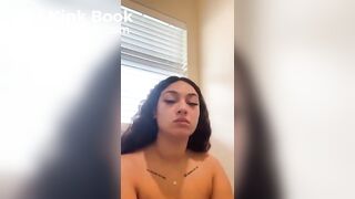 ... girl loud plops in toilet