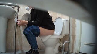 shitting - video 184