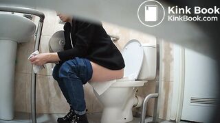 shitting - video 184