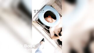 网红脸直播厕奴吃屎