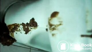 4 DAYS OLD BIG TURD LOL