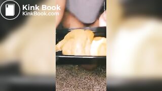 Ebony makes shit sandwich