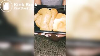 Ebony makes shit sandwich