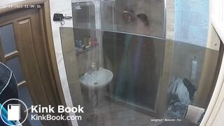 Woman pooping in Toilet 198