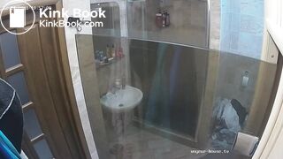Woman pooping in Toilet 198