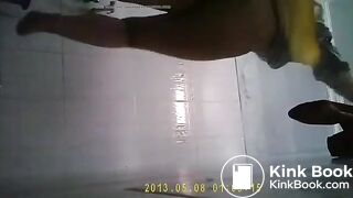 Ngintip cewe Lagi mencret